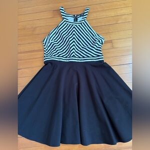 XOXO Women's Black & White Striped Fit & Flare Halter Dress w/pockets SZ 13/14